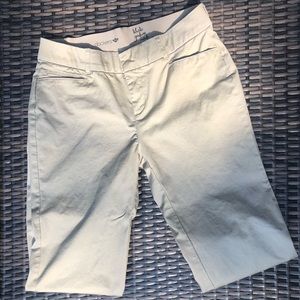 💥3 for $20💥Dockers women’s khakis Like New 8